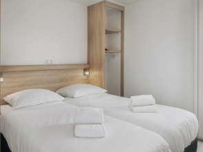 Modern Chalet With Dishwasher, Cosy Domburg Nearby