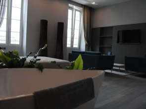 Les Suites Massena