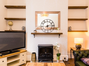 Silver City Apartments, Stylish 2 Bedroom Apartment