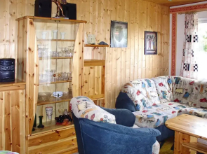 Twin Bungalow at Black Lake, Schwarz