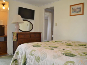 Chamber Lane Motel