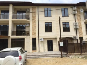 Guest House Yat-Haus