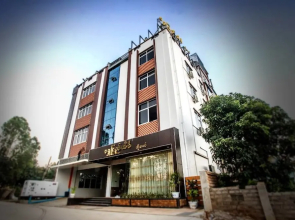 Shwe Pyi Thain Kha Hotel