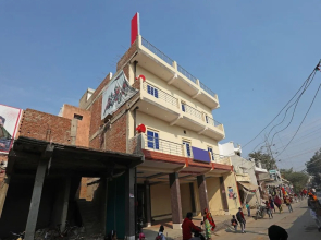 Hotel Taj Ansh