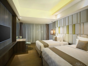 Отель Jomtien Plaza Residence