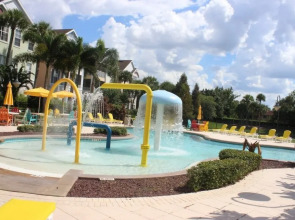 Runaway Beach - 2 Bd Villa (RW 18202)