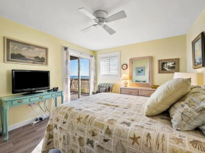 Sand Dollar Villas Unit 213 Soak Up The Sun