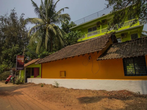 OYO 12873 Home Beach facing Studios Morjim