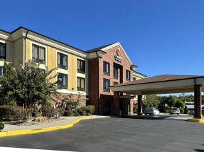 Comfort Inn & Suites Rogersville
