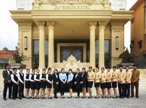 Riverside Hotel