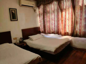 Phoenix Hotel