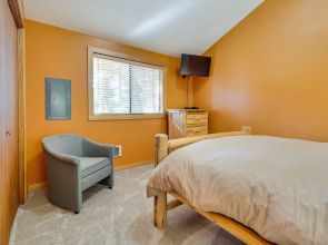 Ronald Cabin w/ Private Deck: Near Cle Elum Lake!