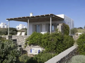 Kallisti Daphne · Gorgeous Villa - an oasis for 8 people