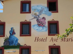 Hotel Ave Maria