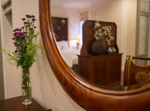Damsels Hanoi Boutique Hotel