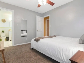 Luxe Beach Getaway 3BR 3 min walk to beach