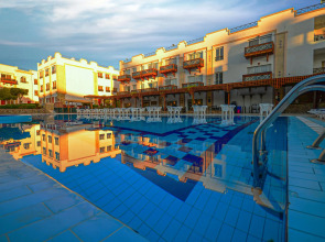 Falcon Naama Star Hotel