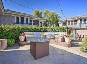 Beautiful Scottsdale Home - Walk to Shops & Golf