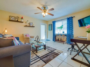 Hainsley Apartments at 1645