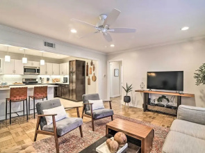 Mid-century Modern Escape in Central Lakeland!