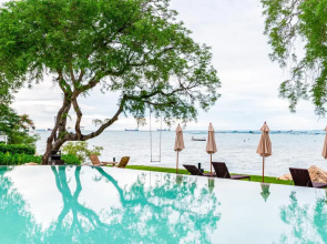 Centara Sonrisa Residences & Suites Sriracha