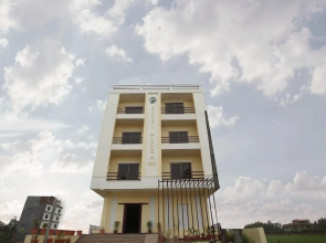 Hotel Aloka Inn