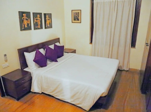 The Acacia Villa - Candy Floss