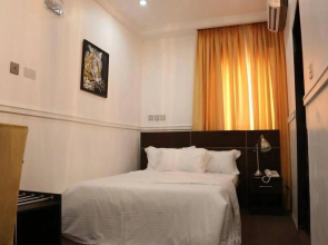 Bilton Continental Hotel