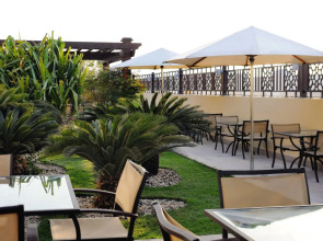 Movenpick Hotel Apartments Al Mamzar Dubai