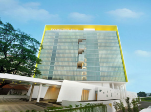 DoubleTree by Hilton Jakarta - Diponegoro