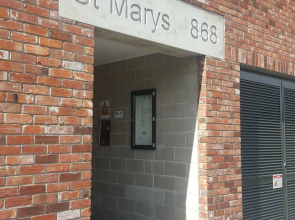 Snug In the City Apartment