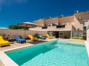 Holiday Home In Brzac
