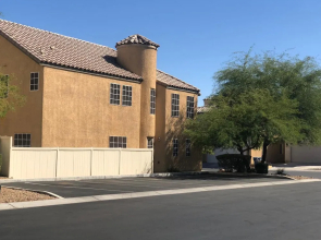 Locationstripeverything Is Closemodel House