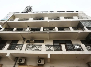 OYO 28571 Doodle's Crib Guest House