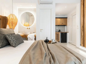 V Luxury Apartments Naxos