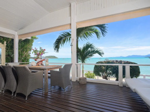Ban Mok Talay - Beach Front Villa