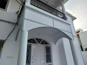 Fabhotel The Castle Homestay I