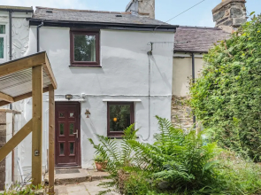 3 Tyn Y Mynydd