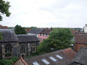 Waggon & Horses Lane apartment