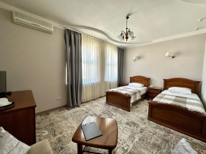 Отель Золотой Берег