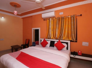 Hotel J. B Palace