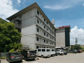 Reddoorz @ Insular Square Mandaue City