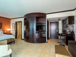 Z Ocean Hotel, Classico a Sonesta Collection