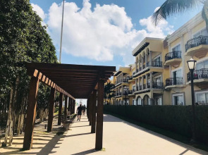 Tendenza 5 Mins From 5th Ave Cocobongo