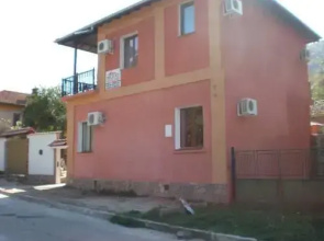 Ilidia Guest House
