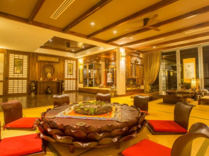 Maha Mangala Zen Garden & Residence