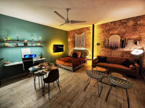 Oasis Studio By Paradox