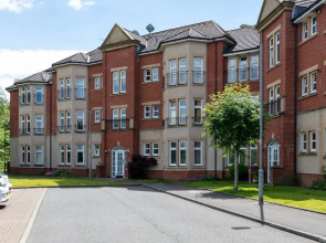 9A Millbrae - Donnini Apartments