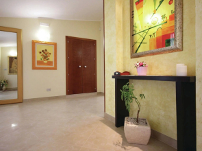 villa with private pool and air conditioning
