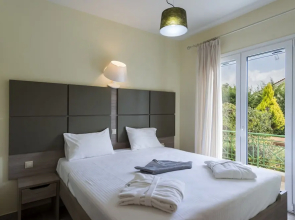 Sun, Sand & Seclusion - Artemis with Private Pool